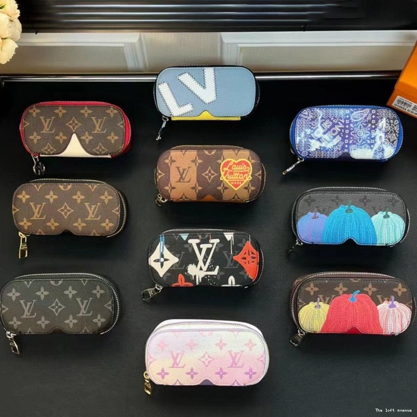CUSTOM POUCH LV SUNGLASSES 0810